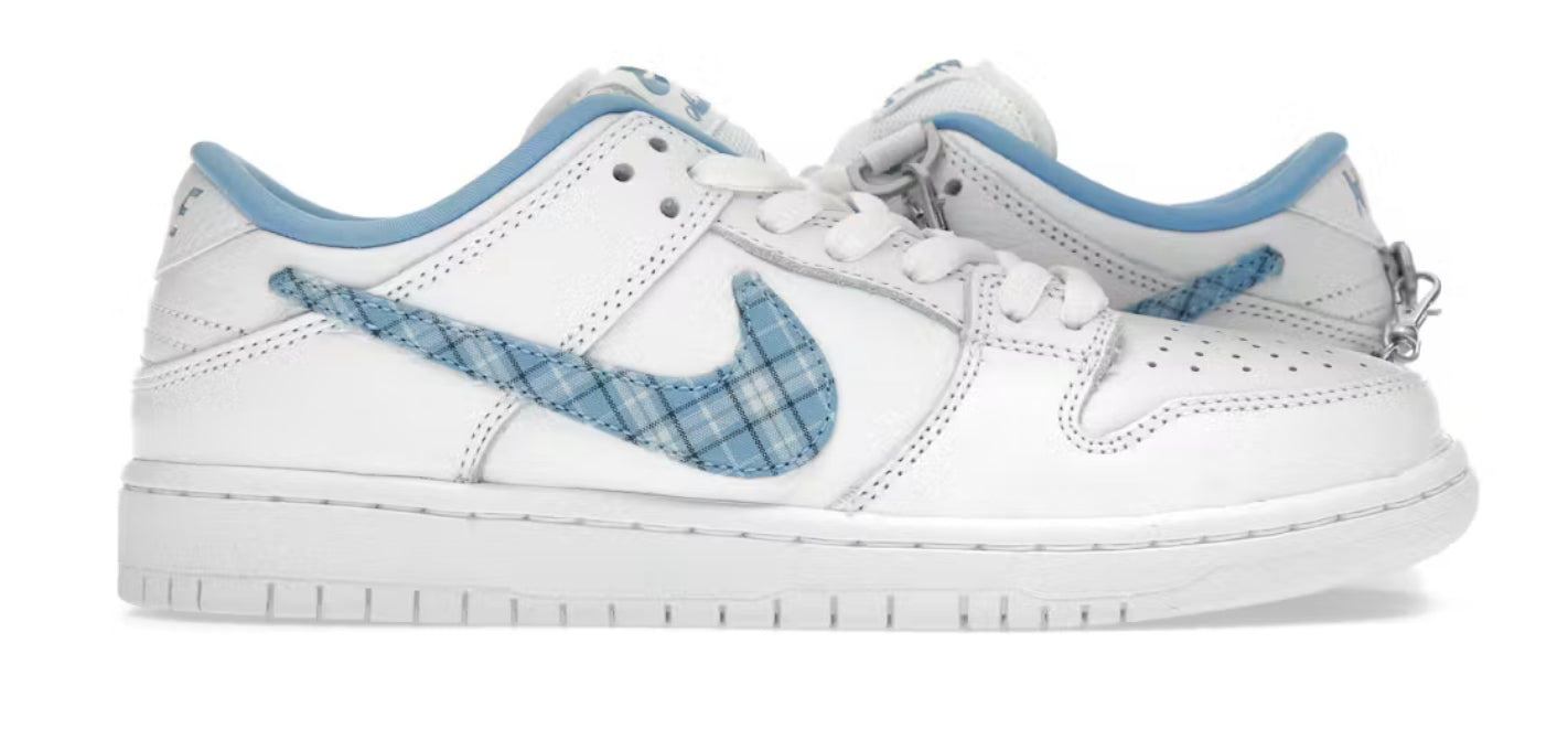 SB DUNK LOW PRO NICOLE HAUSE