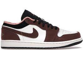 Jordan 1 Low SE "Mocha"